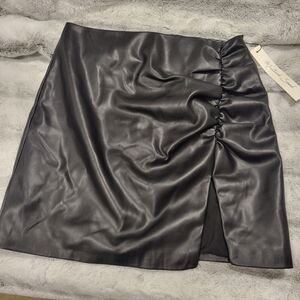 Mustard Seed pleather skirt, Large